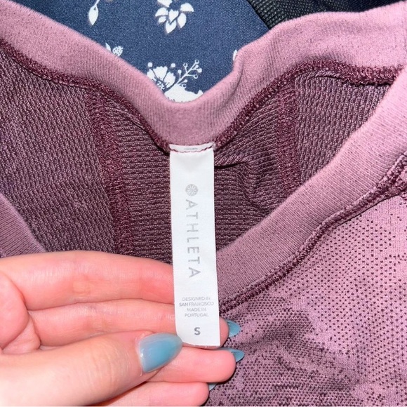 2 Pairs of Athleta Women’s Shirts - Picture 3 of 3